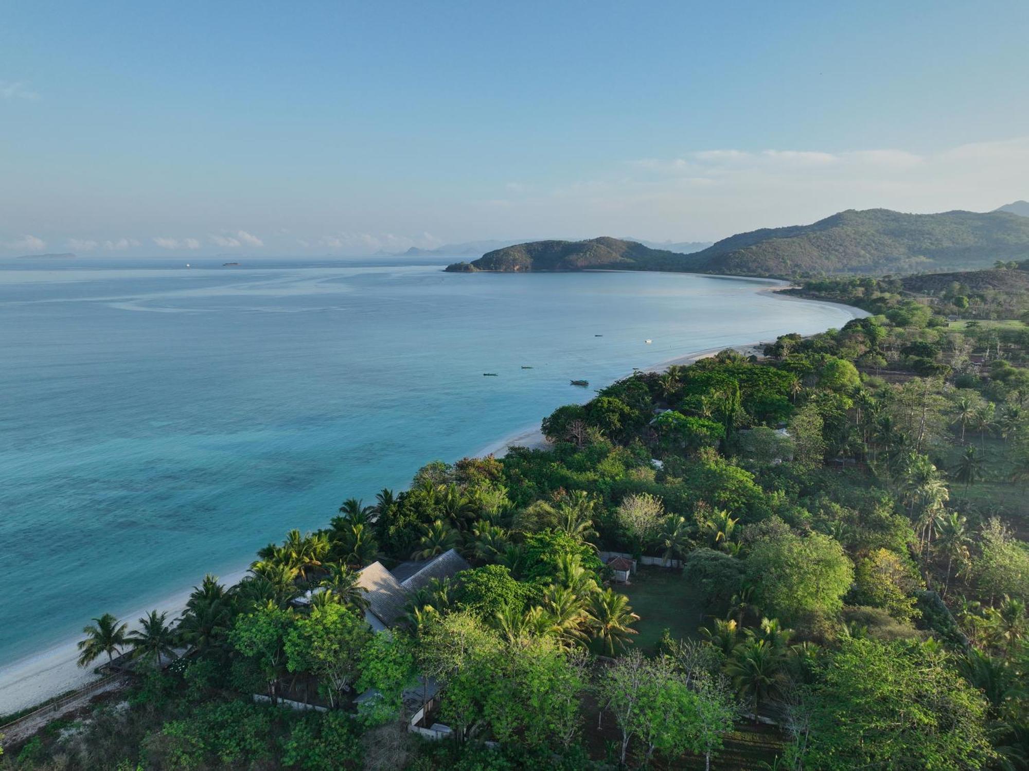 Myamo Beach Lodge Jereweh Zewnętrze zdjęcie