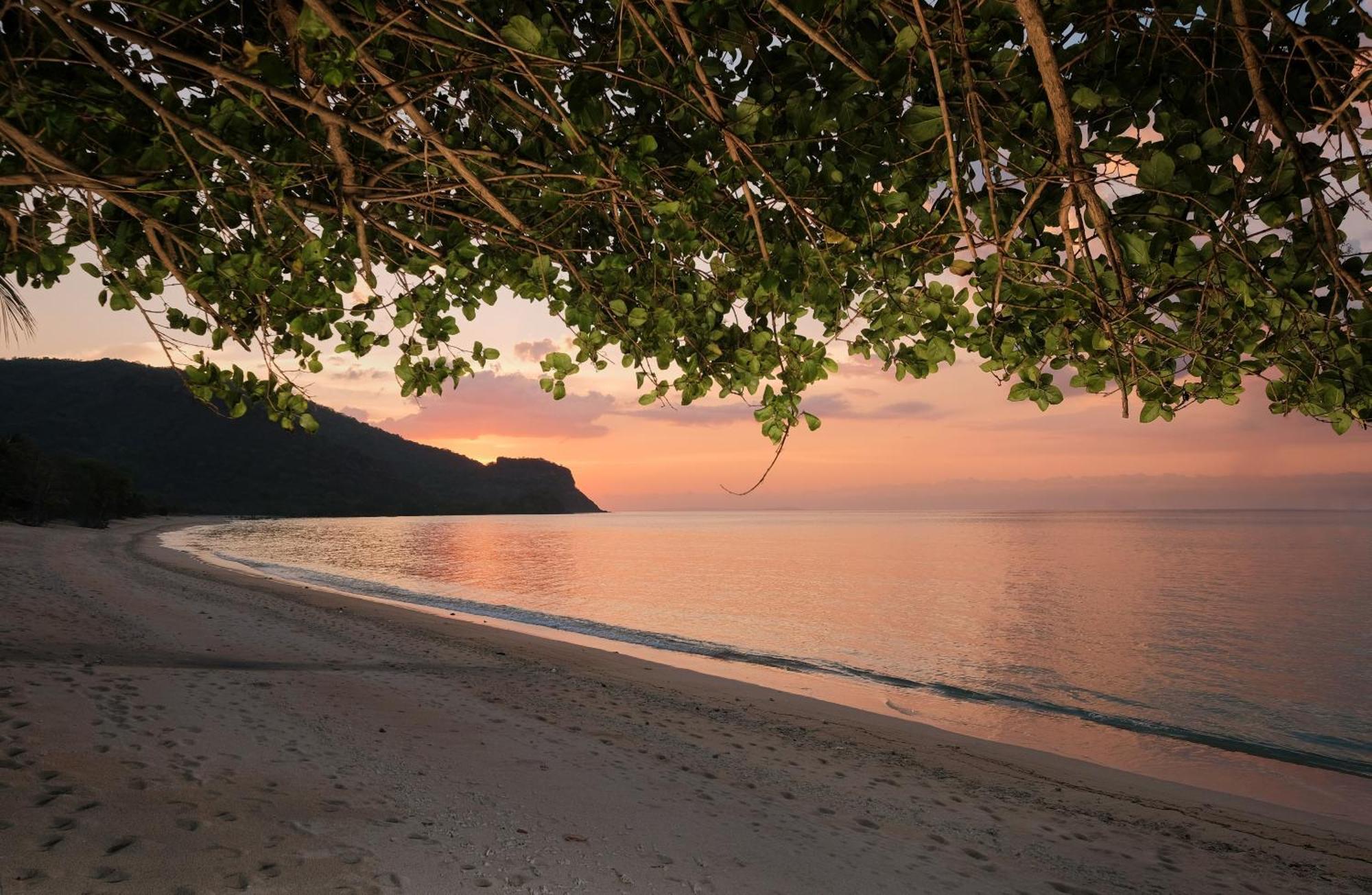 Myamo Beach Lodge Jereweh Zewnętrze zdjęcie