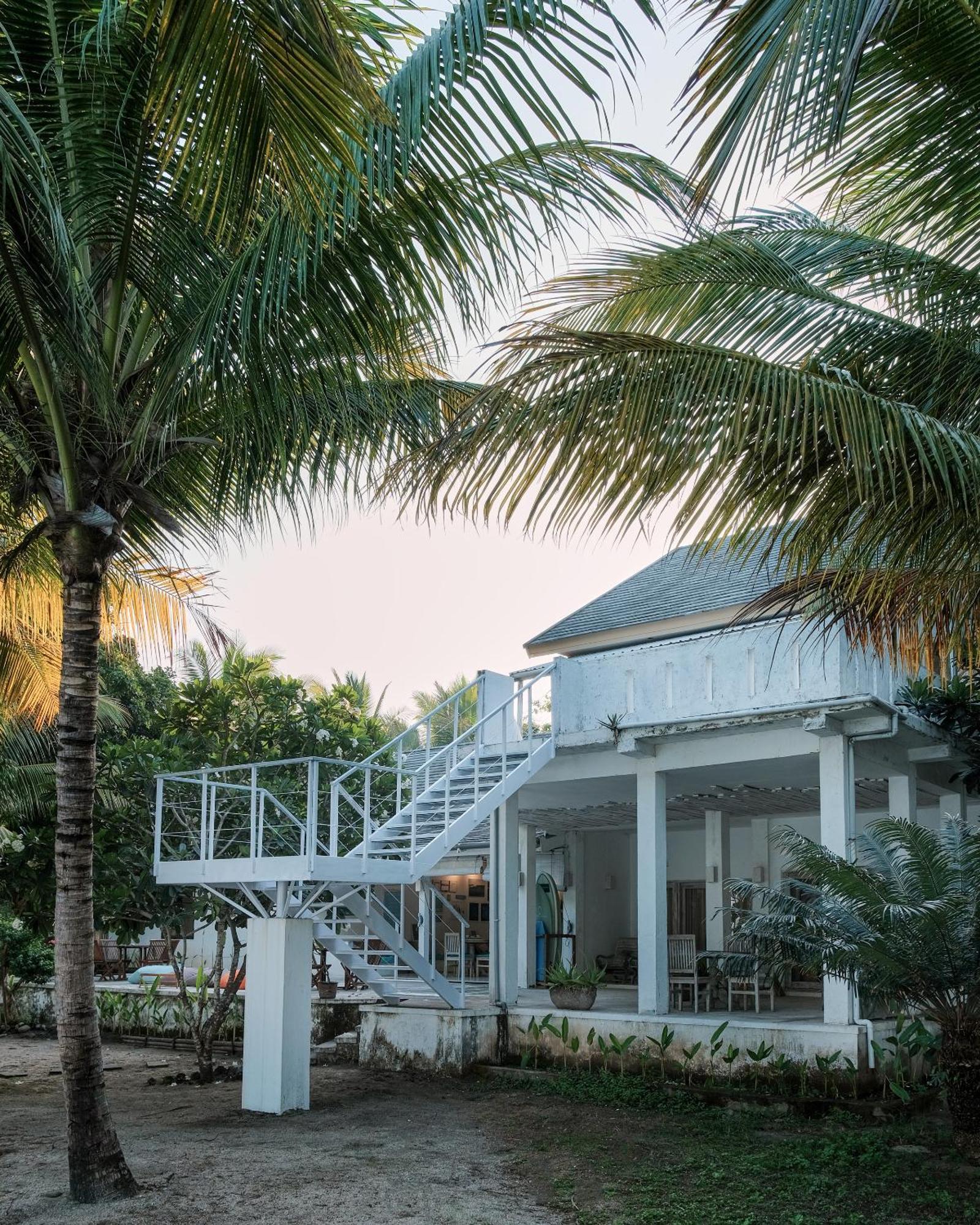 Myamo Beach Lodge Jereweh Zewnętrze zdjęcie