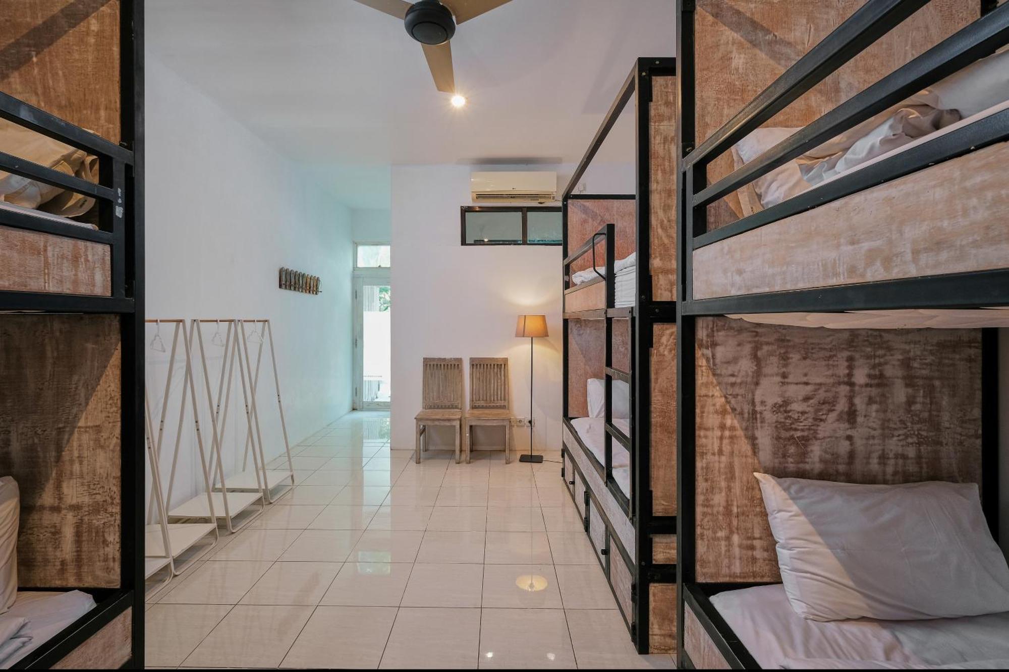 Myamo Beach Lodge Jereweh Zewnętrze zdjęcie