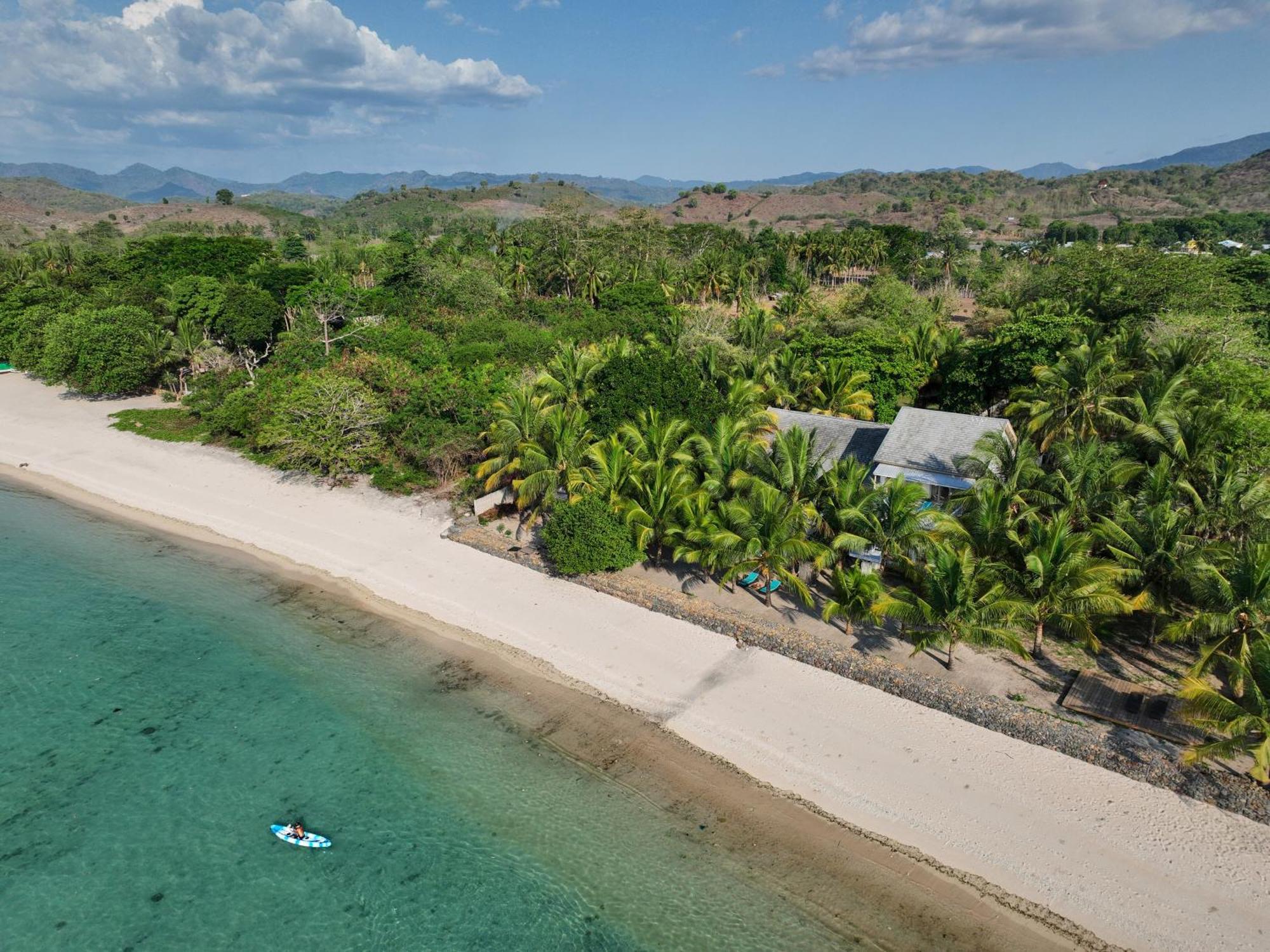 Myamo Beach Lodge Jereweh Zewnętrze zdjęcie