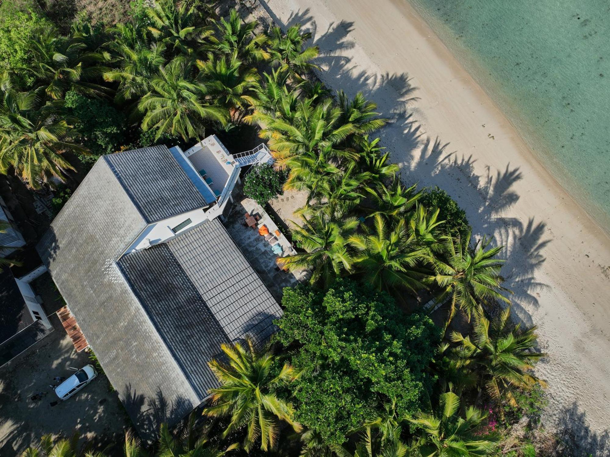 Myamo Beach Lodge Jereweh Zewnętrze zdjęcie