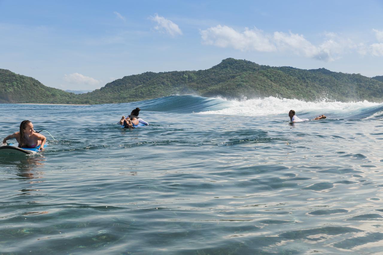 Myamo Beach Lodge Jereweh Zewnętrze zdjęcie